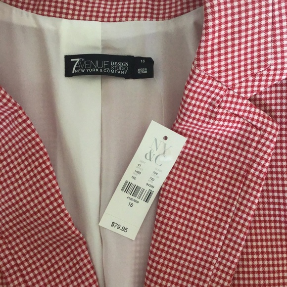 Women's Red/White Blazer and Frill skirt - Picture 4 of 7